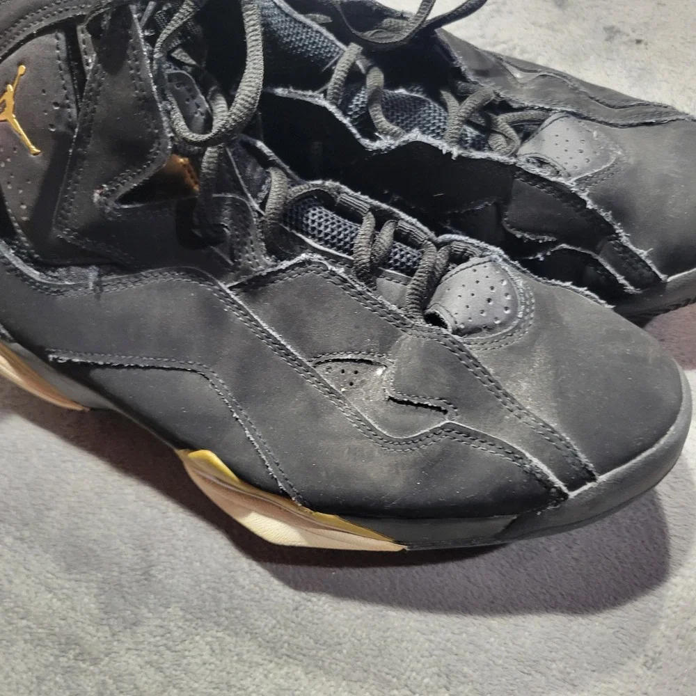 Jordan True Flight Men Size 9 Black Gold 342964-070 Basketball Sneaker Retro‎